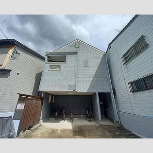 ロイヤル南天神【1階】の外観