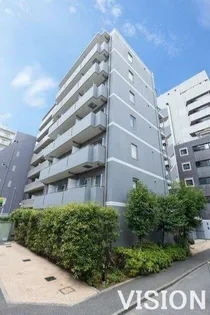 コンフォリア三田トロワ【3階】の外観