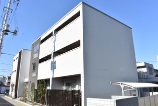 ヴィヴァーチェさいたま新都心【1階】の外観