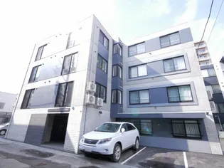 アイメゾン参番館【2階】の外観