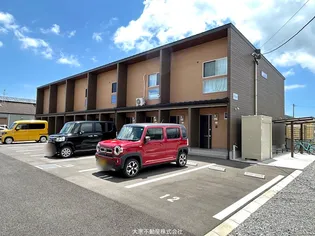 Renato【1階】の外観