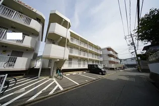 ウェルス光ヶ丘II【1階】の外観