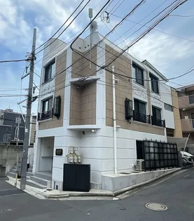 HERME YOYOGI OUESTの外観