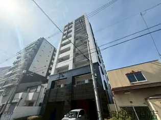 ラムール難波西【8階】の外観
