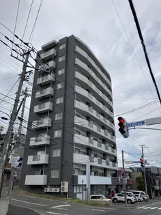 メープル川沿【6階】の外観