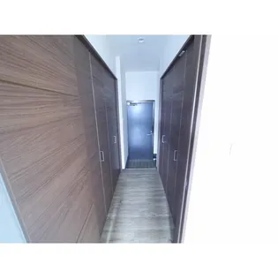 トゥジュール【1階】の玄関