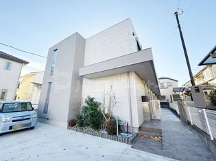 栞【1階】の外観