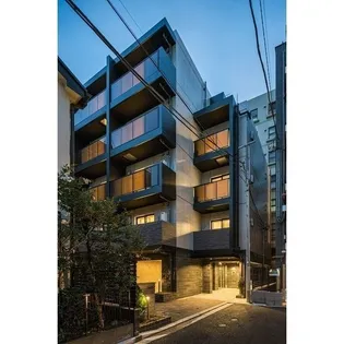 ミレドゥーエ中野【1階】の外観