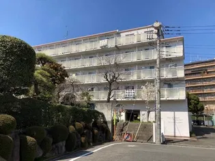 ストークレジデンスナカザワの外観