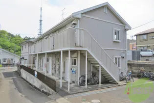 クレストヒルズ【2階】の外観