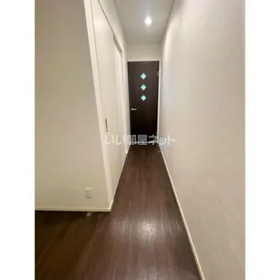 グレイスコート【1階】の玄関