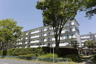 UR鶴が台【3階】の外観