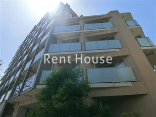 東京都世田谷区代田3【マンション】の外観