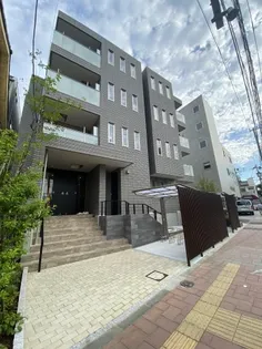 MAISON BSKTの画像