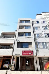 広島県広島市南区出汐1【マンション】の外観