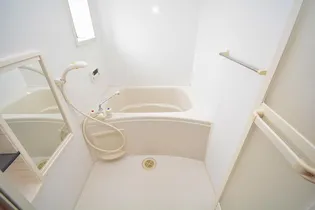 フィオラノ B【1階】の風呂