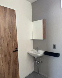 WIPガレージハウスの内装