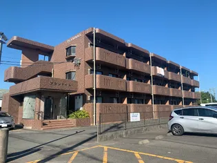 プランドール【1階】の外観