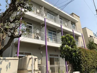 ハイフラッツ広尾【1階】の外観