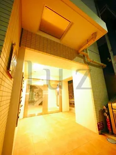 ゼスト横浜【3階】の外観