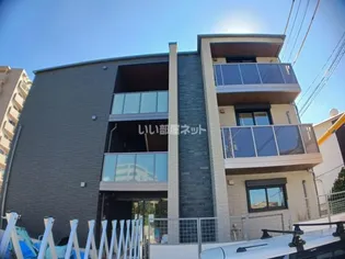 クオリティメゾン【3階】の外観