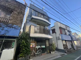 オ-ク三鷹【3階】の外観