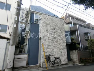 ブロードアロー【1階】の外観