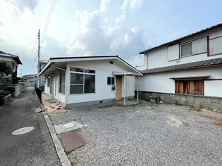 愛媛県新居浜市南小松原町【一戸建】の外観