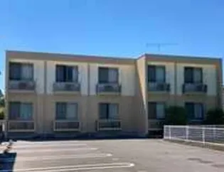 パインコーンM【1階】の外観