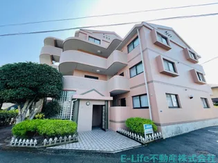 ポリアス京塚【3階】の外観