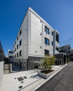 東京都中野区中央4【マンション】の外観