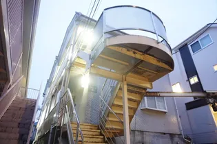 東京都世田谷区給田3【アパート】の外観