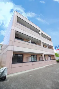 リバーサイドヒルトップの外観