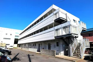 ドルフ桜丘【2階】の外観