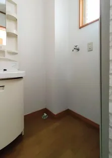 ライオネス【1階】の内装