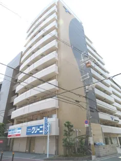 SERENiTE江坂四番館【3階】の外観