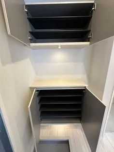 グランド ソレイユ B【1階】の玄関