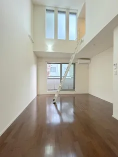 フォレスト井の頭の居間