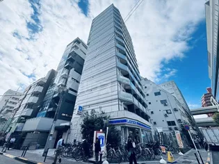 ドゥーエ板橋区役所前【7階】の外観