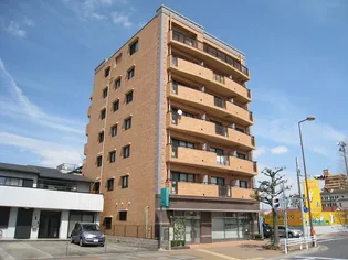 エルシャトーの画像