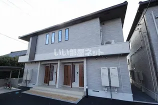 群馬県高崎市下里見町【アパート】の外観