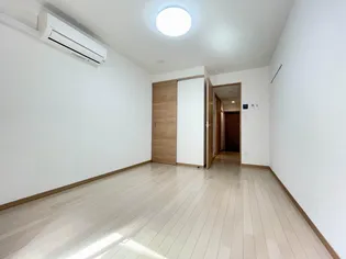 Primavera S.の内装