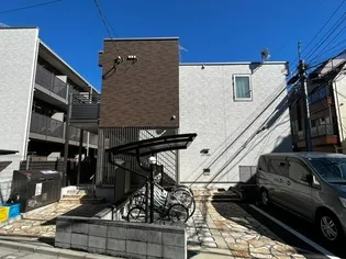 クレイノスヨンの画像