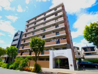 サンクレイドルカメヤマ【3階】の外観