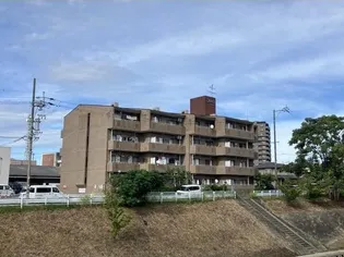 愛知県名古屋市守山区四軒家2【マンション】の外観