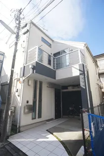 東京都世田谷区経堂5【一戸建】の外観