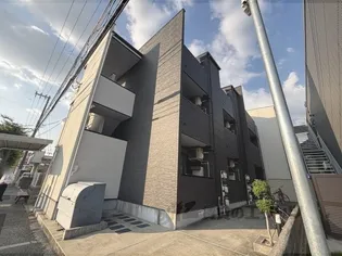 コンパルサ次屋の画像