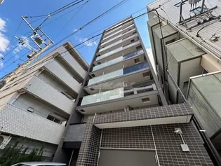 ジェノヴィア横浜石川町【6階】の外観