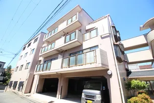 マ二-フィ-コ&アルファ-【3階】の外観