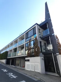 東京都品川区上大崎2【マンション】の外観